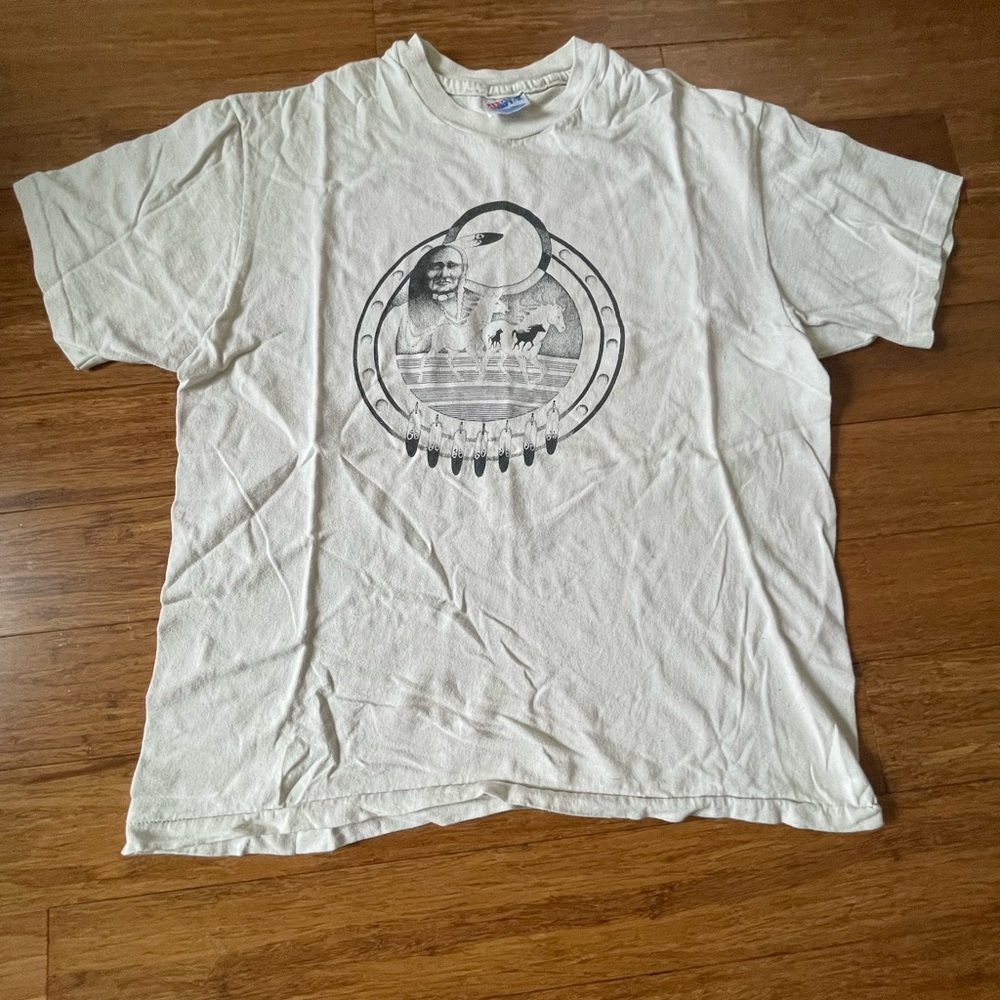 White Tshirt